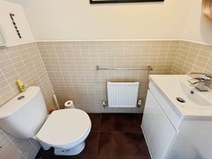 WC- click for photo gallery